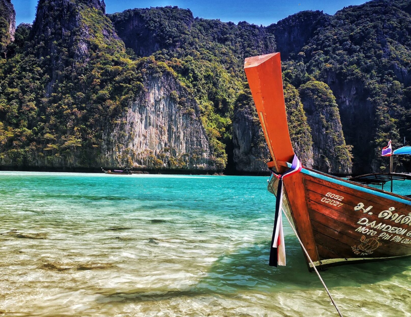 phi phi