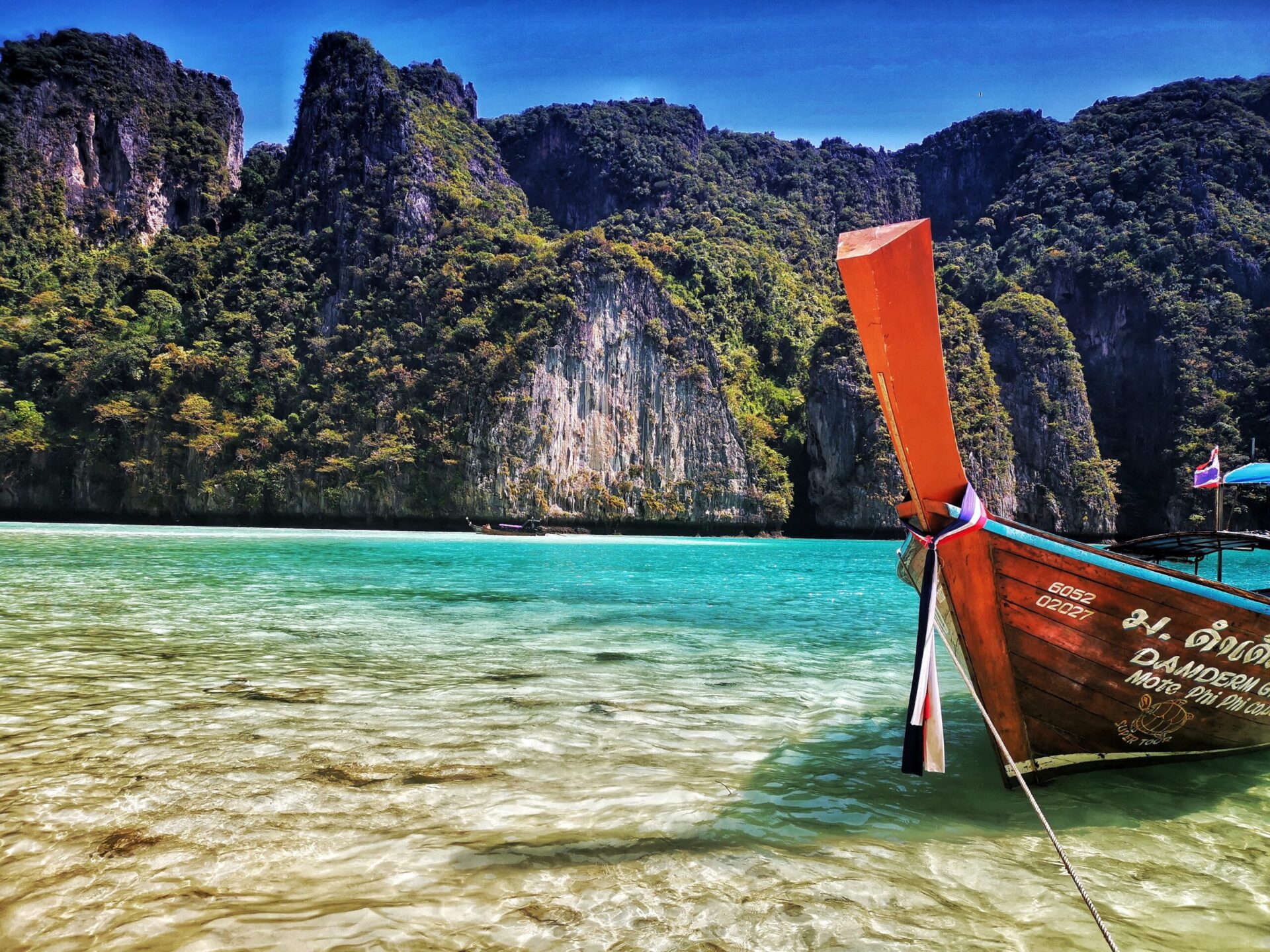 phi phi